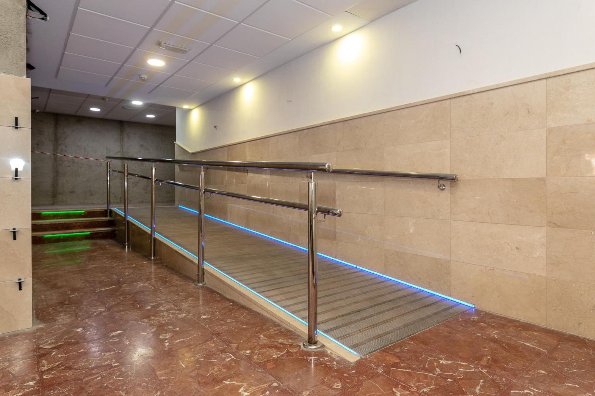 Weforyou Benalmadena Center ภายนอก รูปภาพ